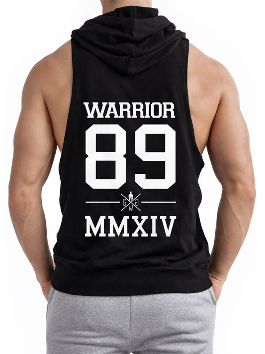 Rückansicht des schwarzen Fitness Tank Tops mit Kapuze von Gym Generation – ärmelloser Gym Hoodie mit großem Warrior 89 Print