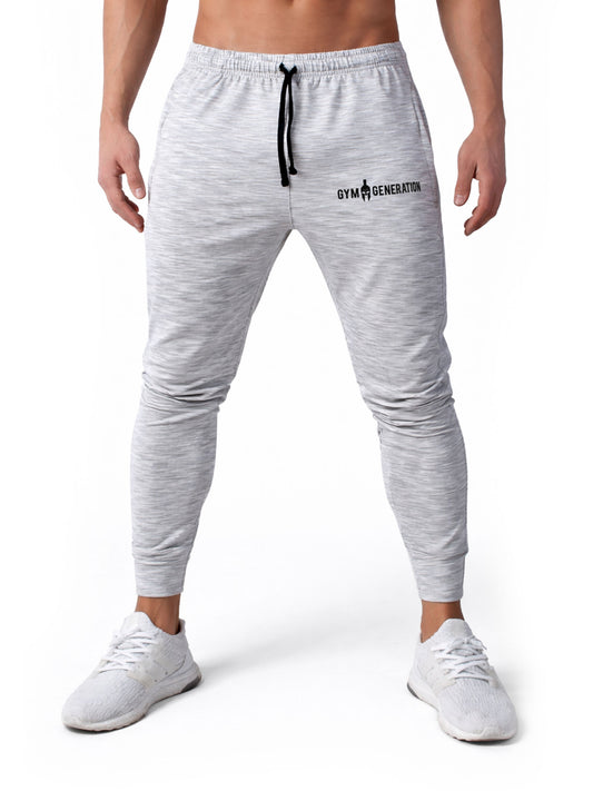 Herren Sporthose Off White von Gym Generation in Frontansicht mit athletischem Schnitt, elastischem Bund und leichter Struktur – Fitness Trainingshose für Gym, Workout und Alltag
