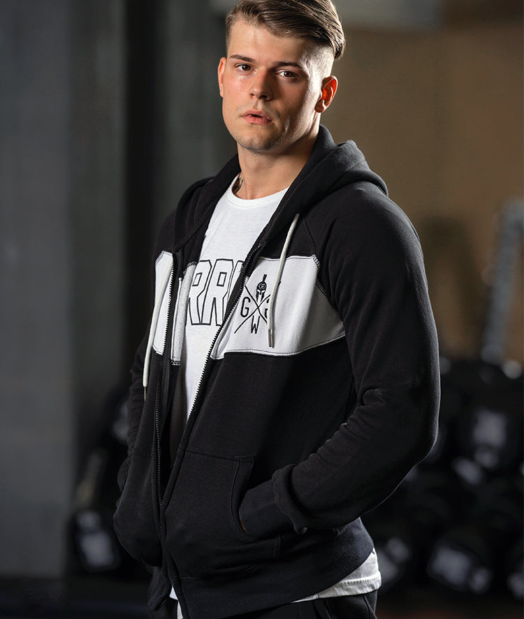Herren Gym Hoodie in Schwarz – minimalistisches Design mit Reissverschluss und edlem Spartaner-Logo, perfekt für Fitnessstudio, Jogging und Freizeit.