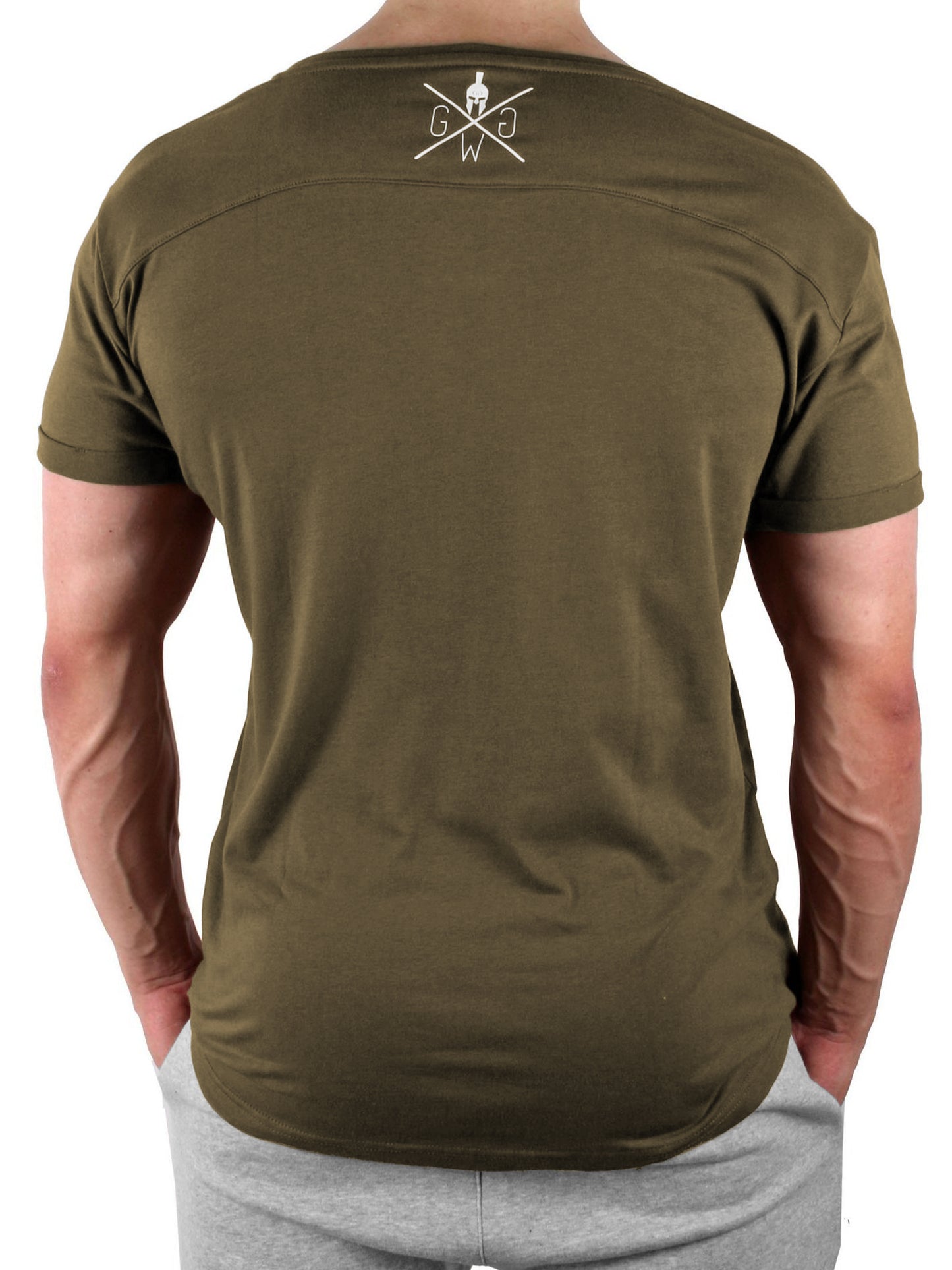 Hochwertiges Herren-Fitness T-Shirt in Olivgrün von Gym Generation – perfekter Sitz und maximale Bewegungsfreiheit
