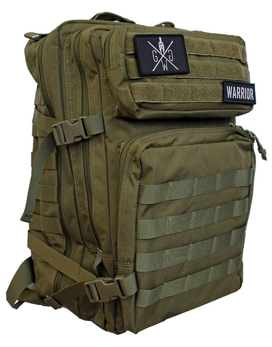 Olivefarbener Adventurer Rucksack von Gym Generation – ideal für Fitness, Reisen und Outdoor-Touren mit grosszügigem Stauraum und modernem Look.