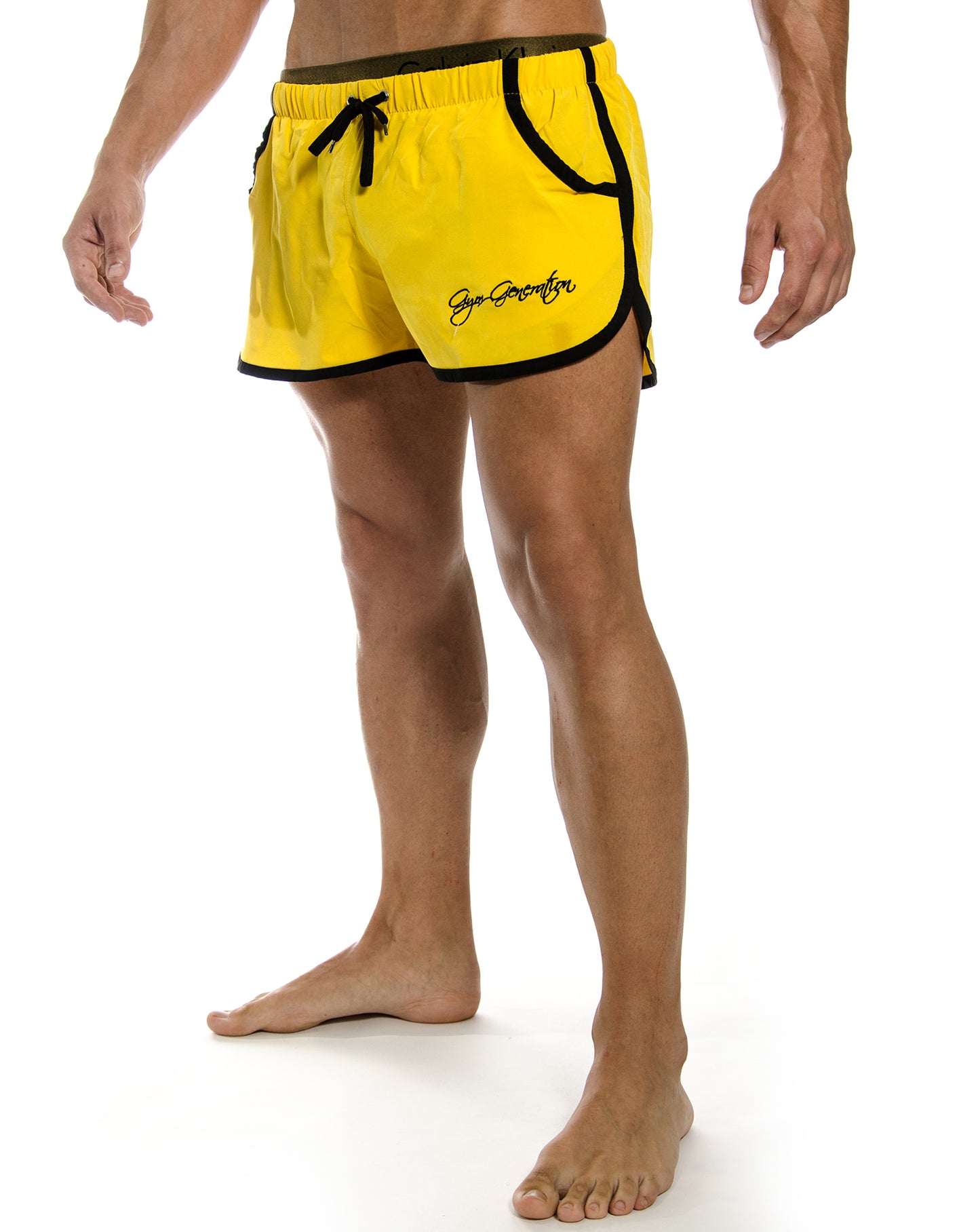 Hochwertige gelbe Zyzz Shorts von Gym Generation, designed für Komfort und Funktionalität bei sportlichen Aktivitäten