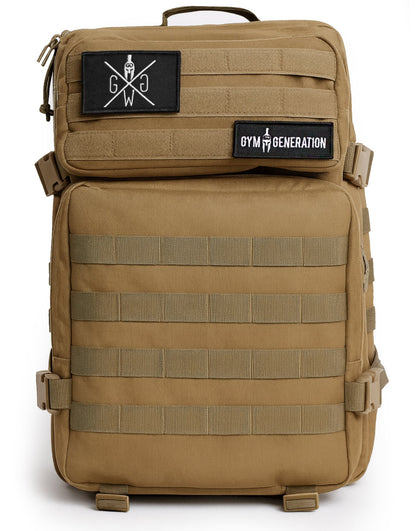 Gym Generation Adventurer Fitness Rucksack in Sahara Beige mit MOLLE-Panel und grosser Fronttasche – robuster Gym- und Outdoor-Backpack für Training, Reisen und Alltag