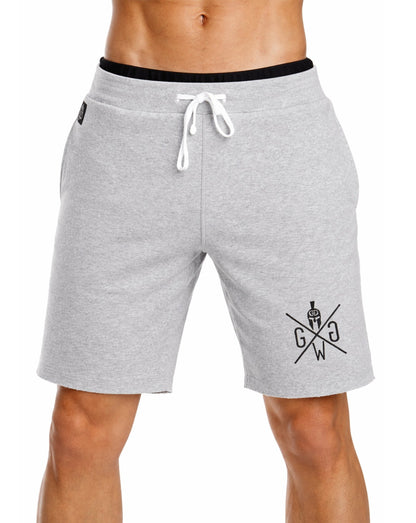Graue Gym Shorts für Herren von Gym Generation in Frontansicht – mit schwarzem Beinlogo, weichem Sweatstoff und cleanem Design