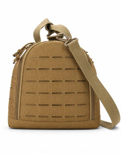 Gym Generation Fitness Sporttasche Maverick in Beige mit separatem Schuhfach, Schultergurt und Laser-Cut-MOLLE