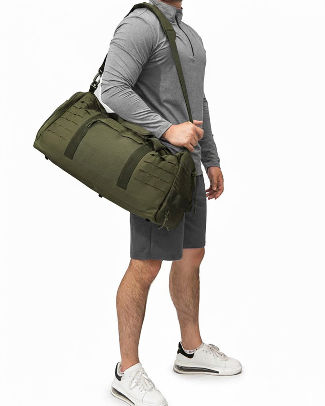 Olive Fitness Sporttasche von Gym Generation – Vielseitige Gym Tasche in Olive mit Schuhfach, Klettfläche für Patches und geräumigem Stauraum, ideal für Freizeit und Fitness.