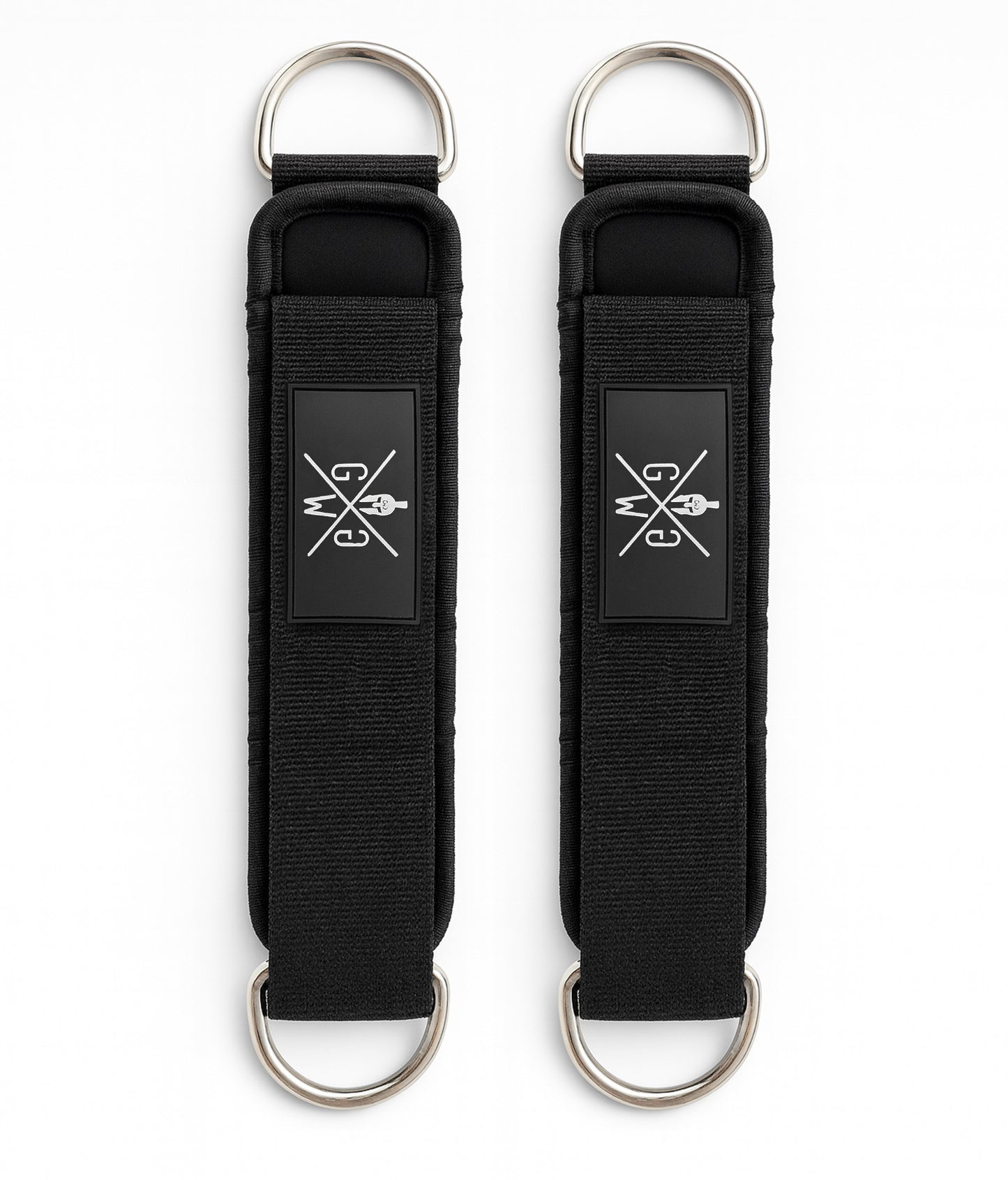 Gym Generation Ankle Straps geöffnet – gepolsterte Knöchelriemen mit robusten D-Ringen für Kabelzug; flache Detailansicht des Premium Fitness-Zubehörs für Po- und Beintraining.
