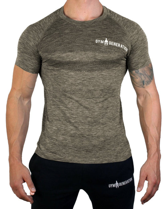 Seamless Fitness Shirt Herren Olive mit atmungsaktiven Mesh-Zonen, ideal für Gym, Laufen und Crossfit.