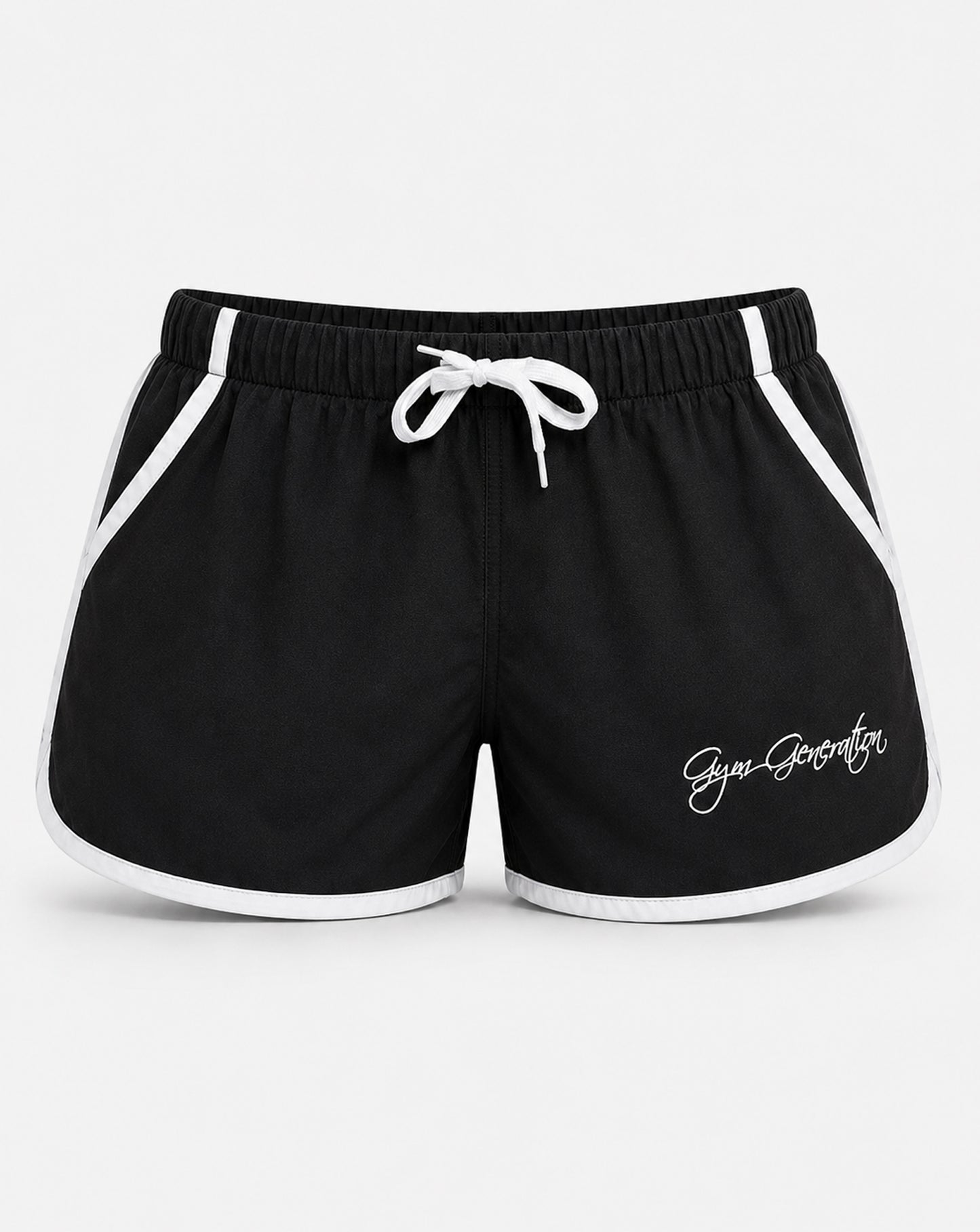 Schwarze Zyzz Shorts für Herren von Gym Generation mit weissen Kontraststreifen, Kordelzug und Logo in gerader Frontansicht.