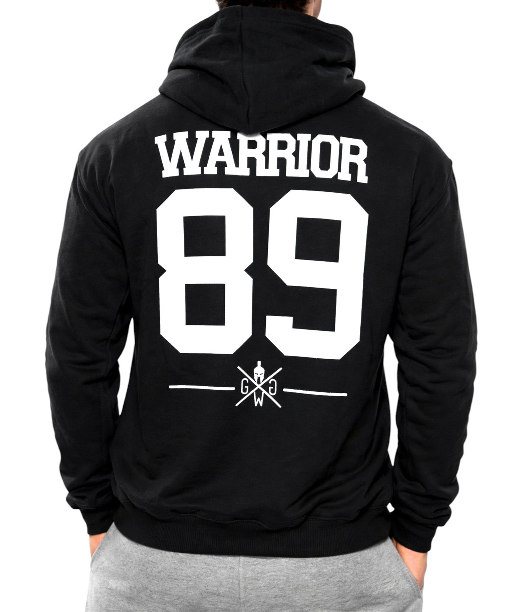 Schwarzer Gym Generation Herren Hoodie Rückenansicht mit Warrior 89 Print, Gym Hoodie für Krafttraining, Fitness und Streetwear