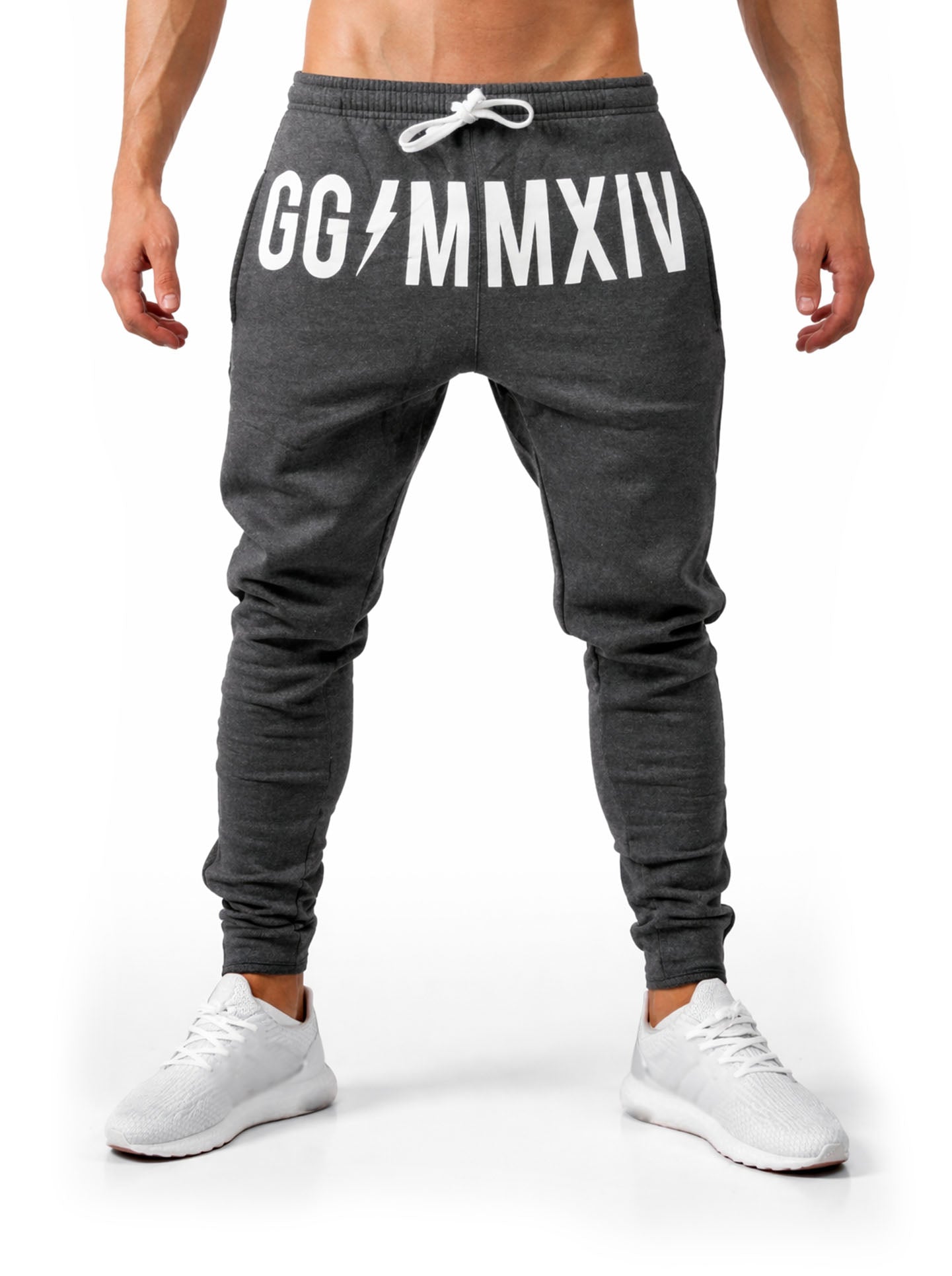 Gym Generation Herren Jogginghose in Dunkelgrau mit GG MMXIV Frontprint und Kordelzug, sportliche Trainingshose für Fitnessstudio und Krafttraining