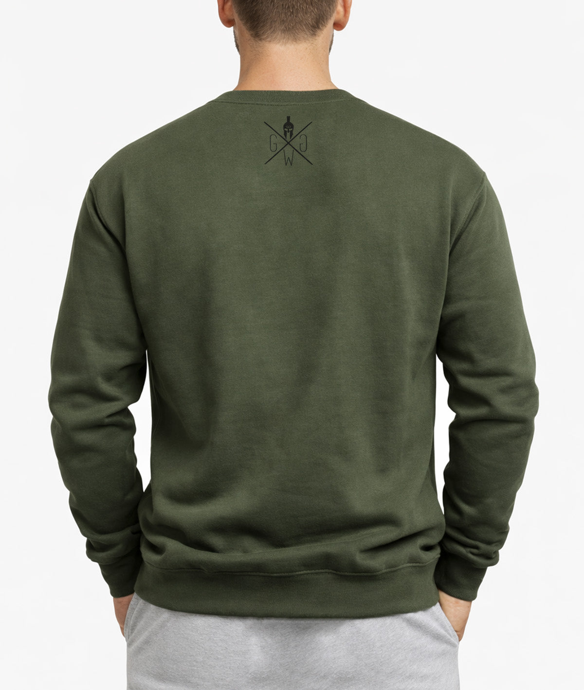 Gym Generation Herren Sweatshirt Olive Rückansicht – minimalistischer Fitness Pullover mit dezentem Warrior Logo am Nacken, sportlicher Gym & Lifestyle Look