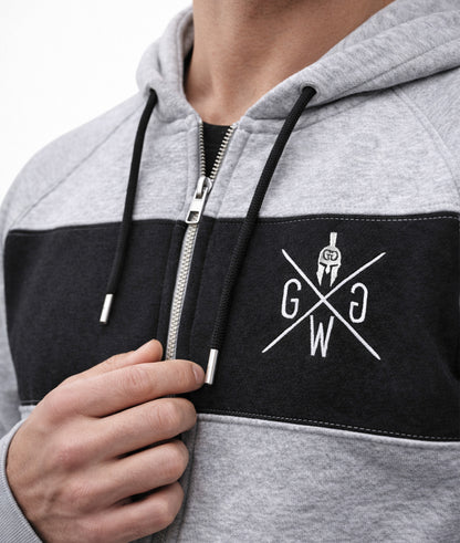 Grauer Gym Hoodie mit Reissverschluss von Gym Generation, Detailaufnahme Logo, Zipper und Kordeln, Premium Fitness Hoodie für Krafttraining und Alltag
