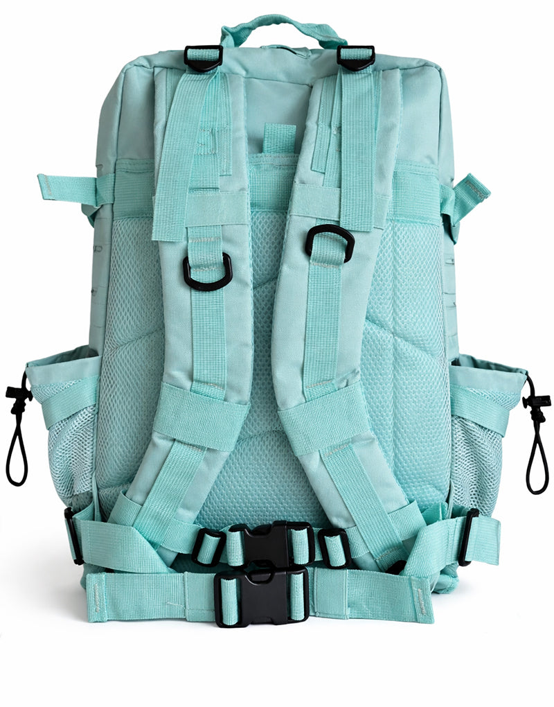 Rückenansicht des Gym Generation Gym Rucksacks in Arctic Mint mit gepolsterten Schultergurten, Brustgurt und ergonomischem Tragesystem