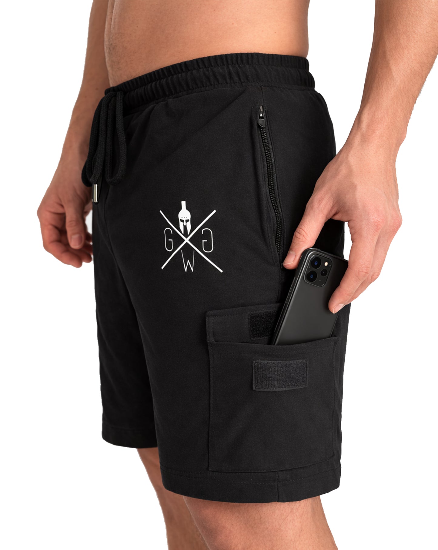 Schwarze Cargo Gym Shorts für Herren von Gym Generation mit großer Seitentasche und Reißverschlusstasche im Detail