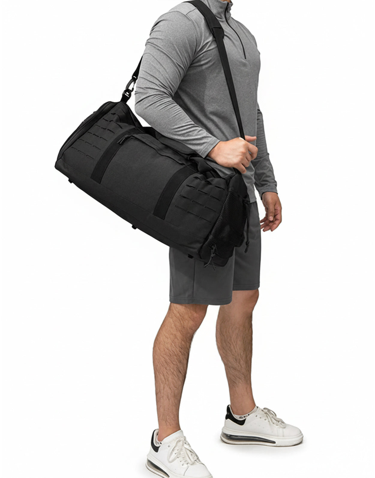 Schwarze Gym Tasche – Robuste Fitness Sporttasche von Gym Generation, leicht zu reinigen, mit durchdachtem Design und genug Platz für Kleidung, Schuhe und Zubehör.