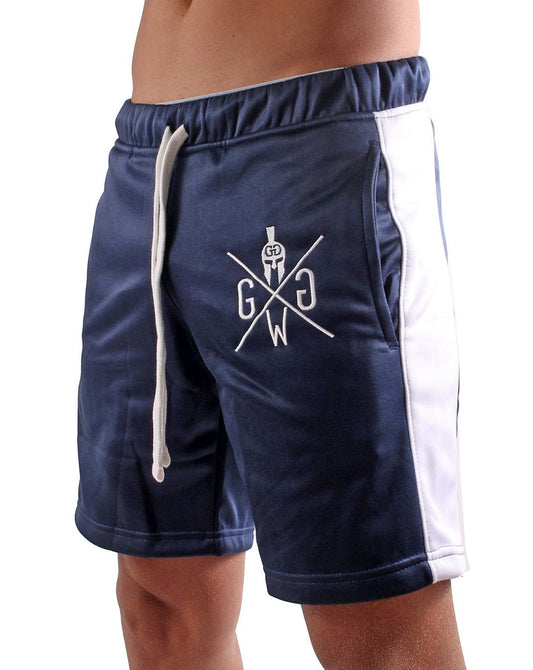Gym Generation Sport Shorts mit stylischen Streifen an den Seiten und Seitentaschen, ideal für Fitness und Freizeit.