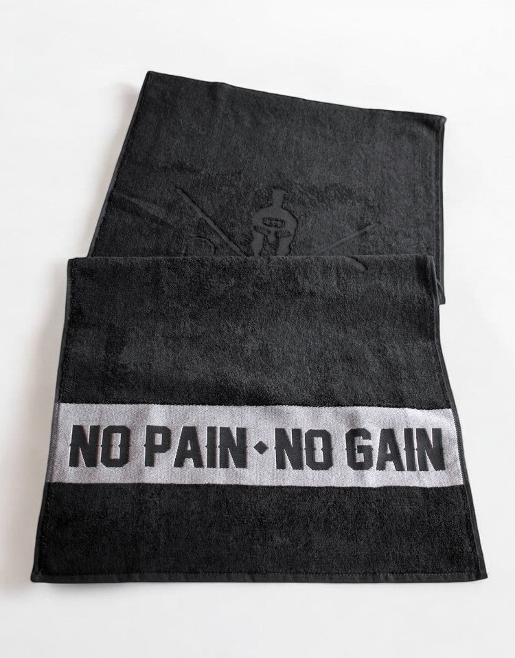 Gym Generation Premium Gym Towel mit "No Pain No Gain" Slogan in Schwarz
