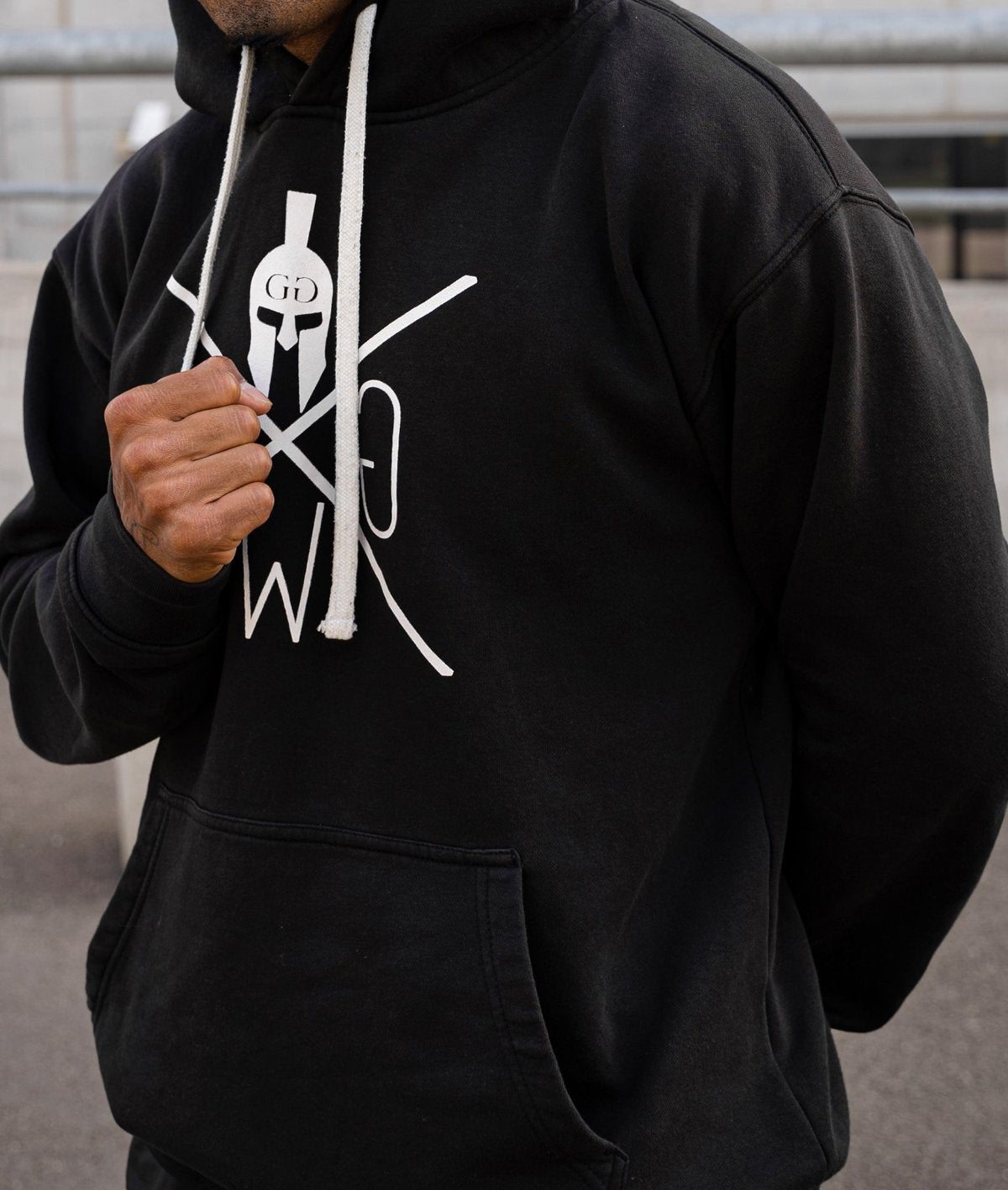 Gym Generation Hoodie mit "No Pain No Gain" Logo, ideal für Training und Alltag.