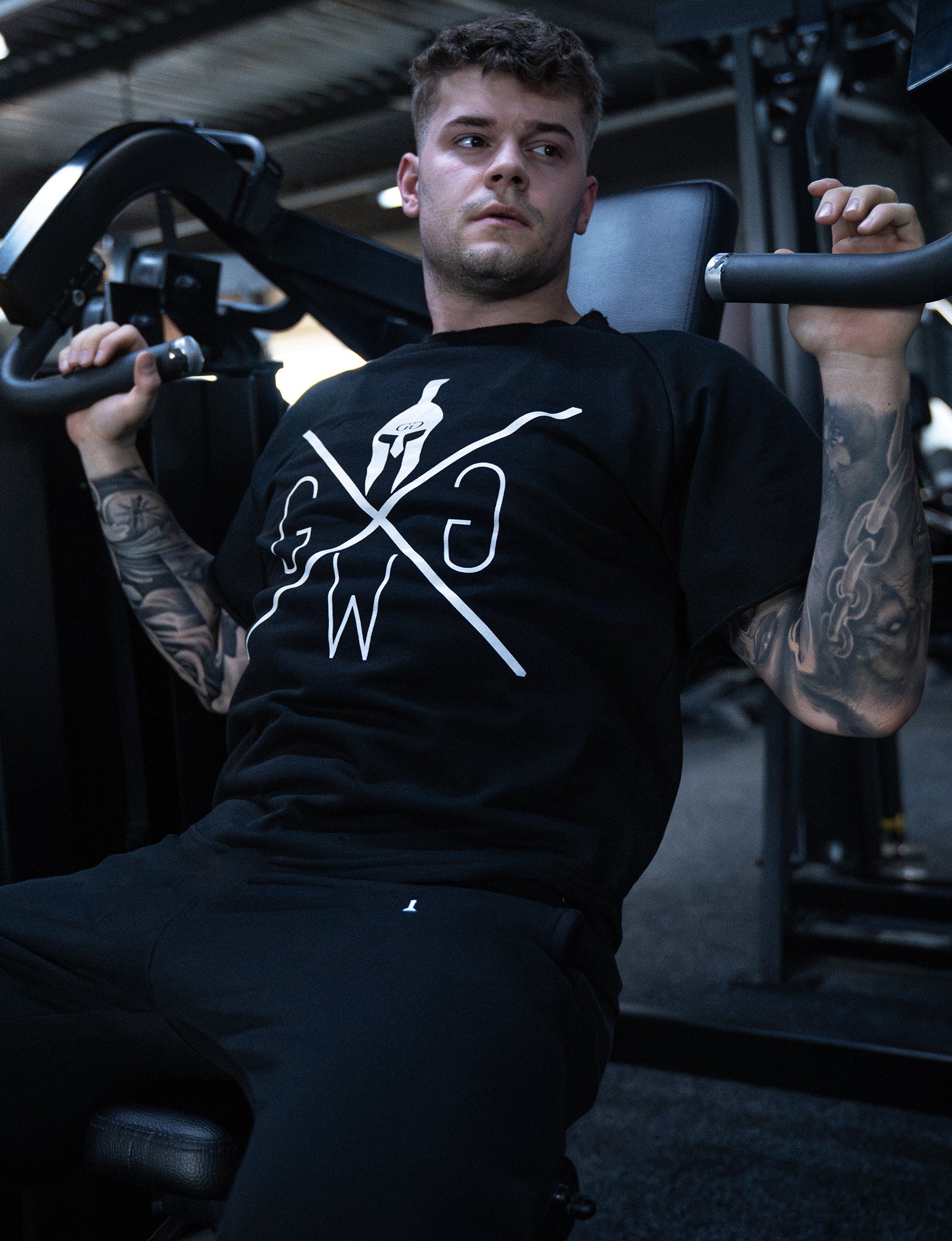 Oversized Bodybuilding T-Shirt in Schwarz, perfekt für sportliche Aktivitäten und lässige Outfits.