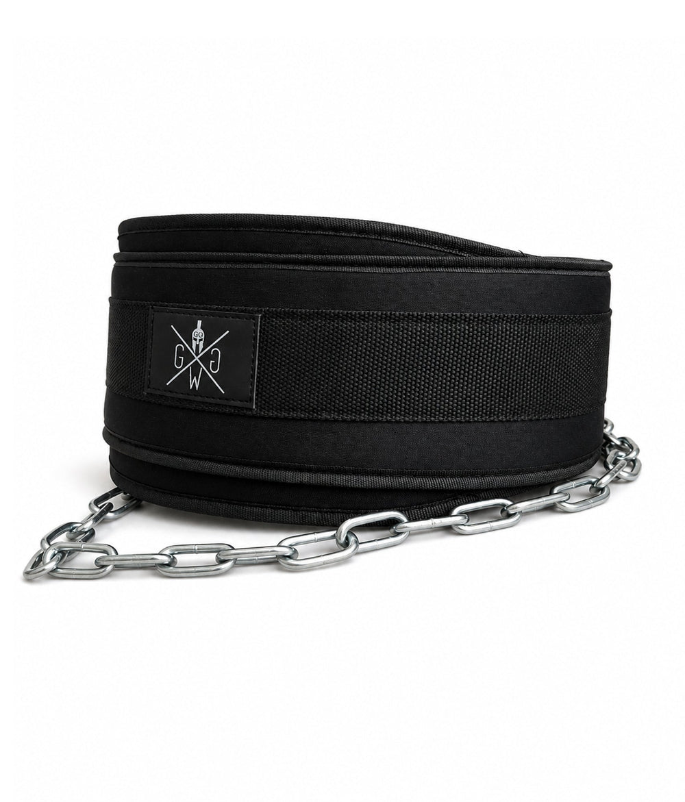 Seitliche Ansicht des schwarzen Gym Generation Dip Gürtels mit robuster Metallkette für Weighted Pull-Ups und Dips