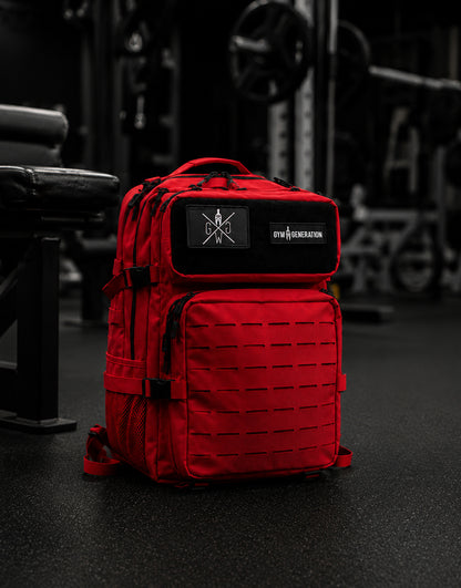 Roter Gym Generation Fitness Rucksack Explorer im Fitnessstudio mit Laser-Cut-MOLLE, Patches und robustem Trainingsdesign