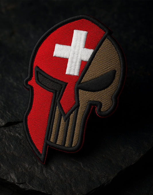 Swiss Warrior Patch – hochwertiger Stick-Aufnäher mit Skull im Spartanerhelm, Klett-Rückseite, robust und wetterfest