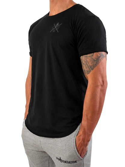 Spartan Gym T-Shirt Herren Schwarz im Seitenprofil – Athletic Fit mit offener Raw-Cut-Kante am Ärmel
