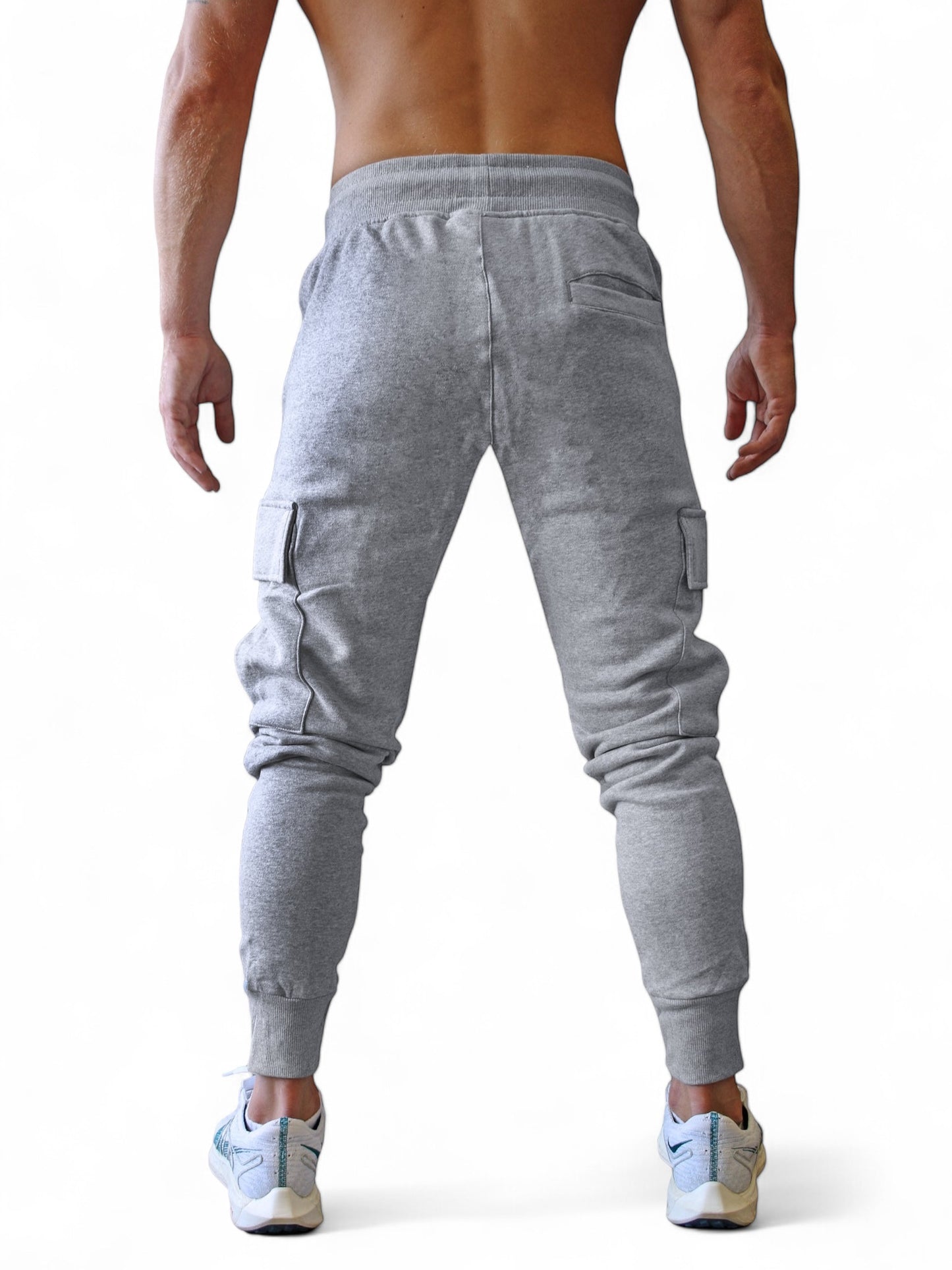 Vielseitige graue Cargo Trainerhose Maverick von Gym Generation, perfekt für Fitnessstudio, Joggen und Freizeit