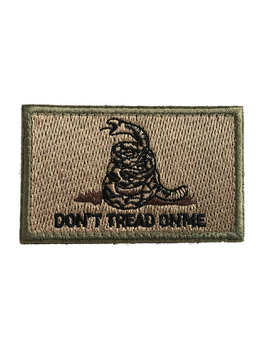 Don’t Tread On Me Patch von Gym Generation – hochwertig verarbeitet, mit ikonischem Gadsden-Flag-Design, perfekt für individuelle Accessoires und Outdoor-Gear.