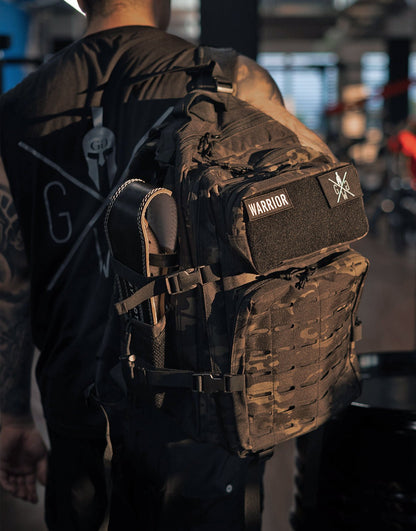 Camo Fitness Rucksack – Geräumiger und strapazierfähiger Rucksack von Gym Generation, mit individuellen Klett-Patches und optimaler Organisation.