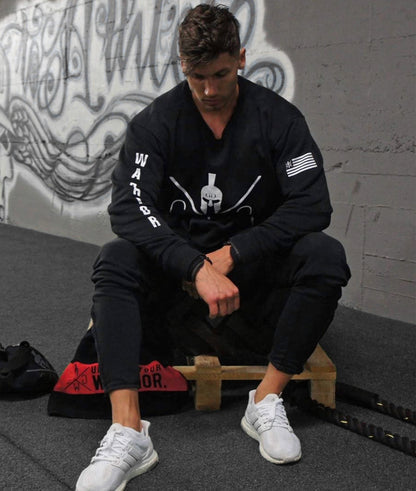 Gym Sweater mit exklusivem Gym Generation Branding auf der Vorderseite. Model: Luke Flex