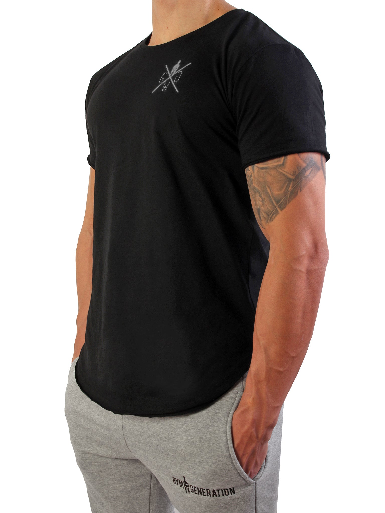Schwarzes Spartan T-Shirt von Gym Generation mit markantem dunkelgrauem Print und griechischem Ornament-Kreis.