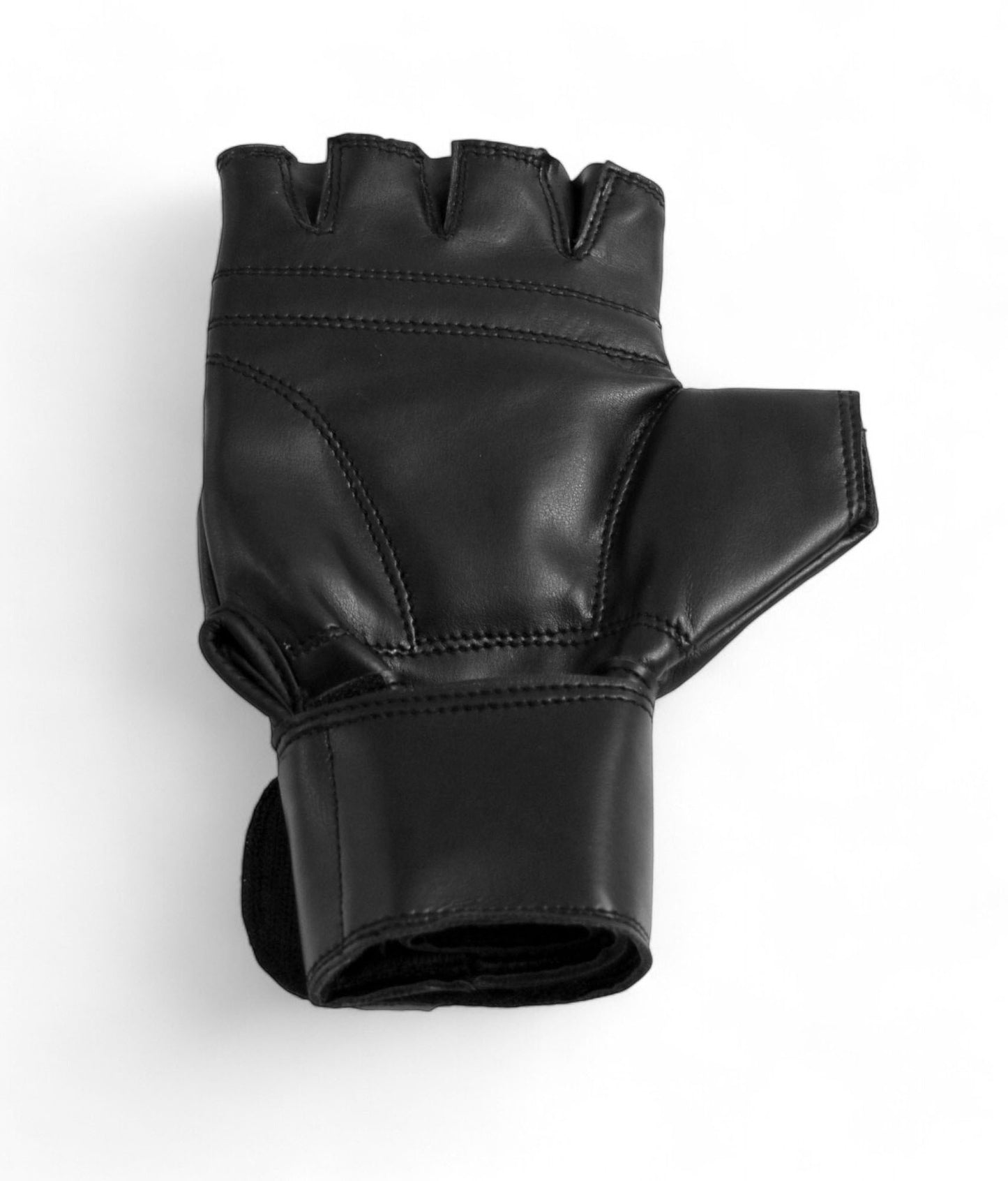 Robuste MMA Handschuhe in Schwarz für Kickboxen, Pratzentraining und Grappling.