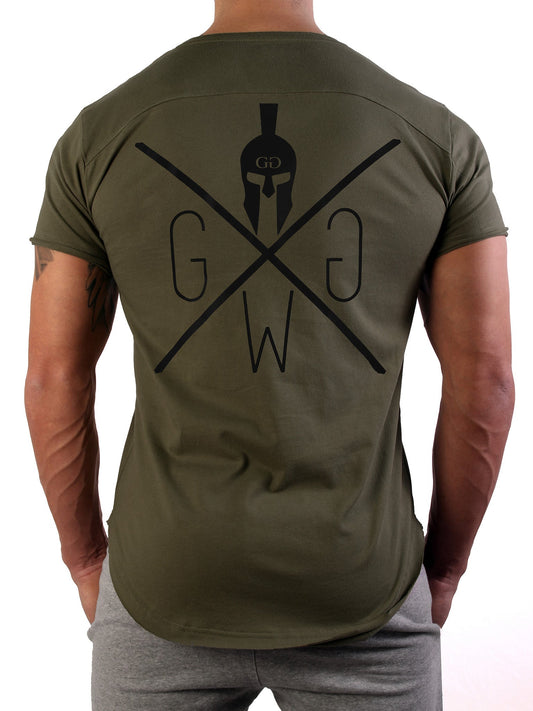 Olivgrünes Gym T-Shirt Warrior von Gym Generation mit markantem Warrior-Logo für Herren.
