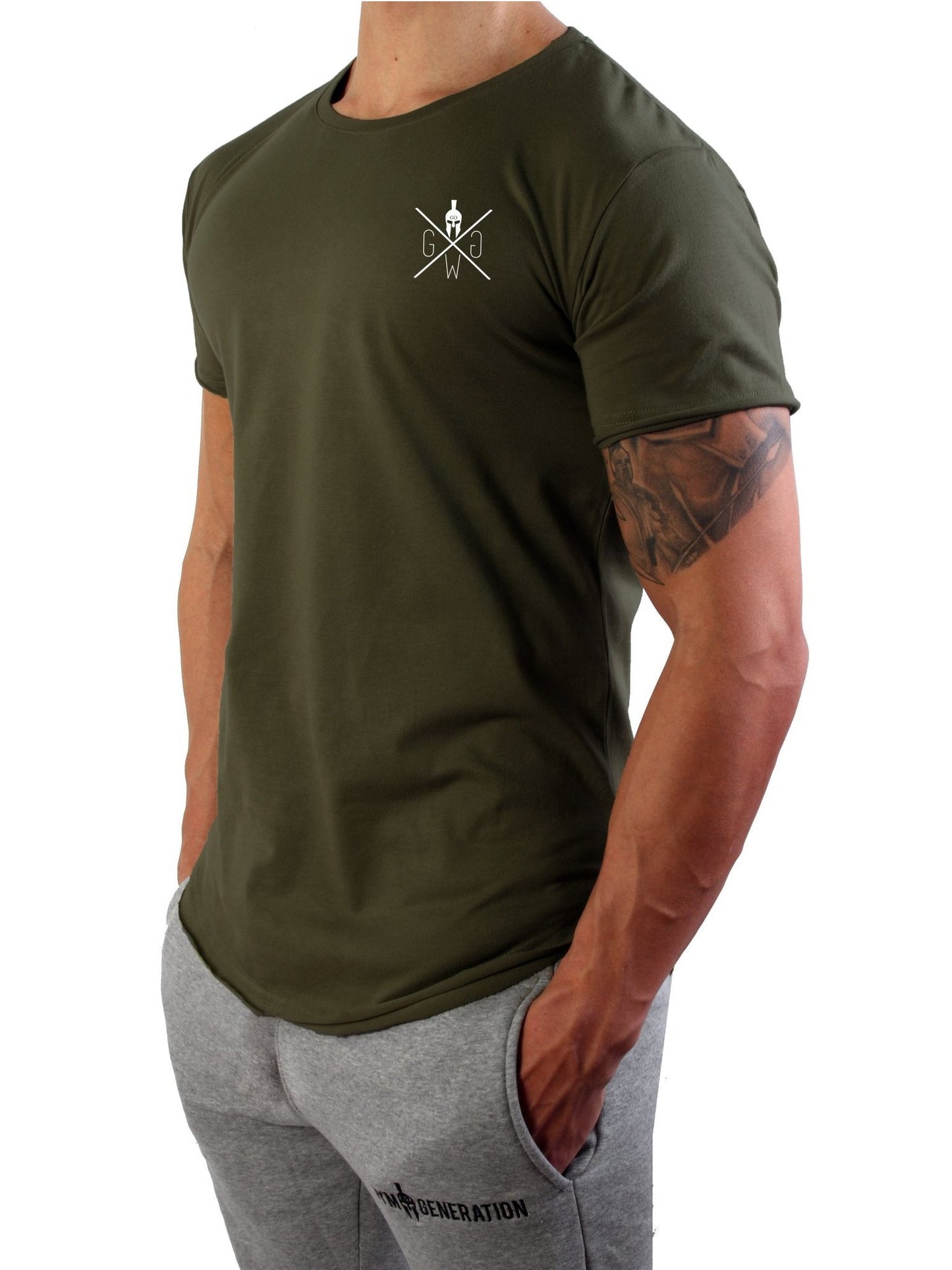 Vielseitiges Warrior T-Shirt von Gym Generation, perfekt kombinierbar mit Jeans oder Shorts für lässige Looks.