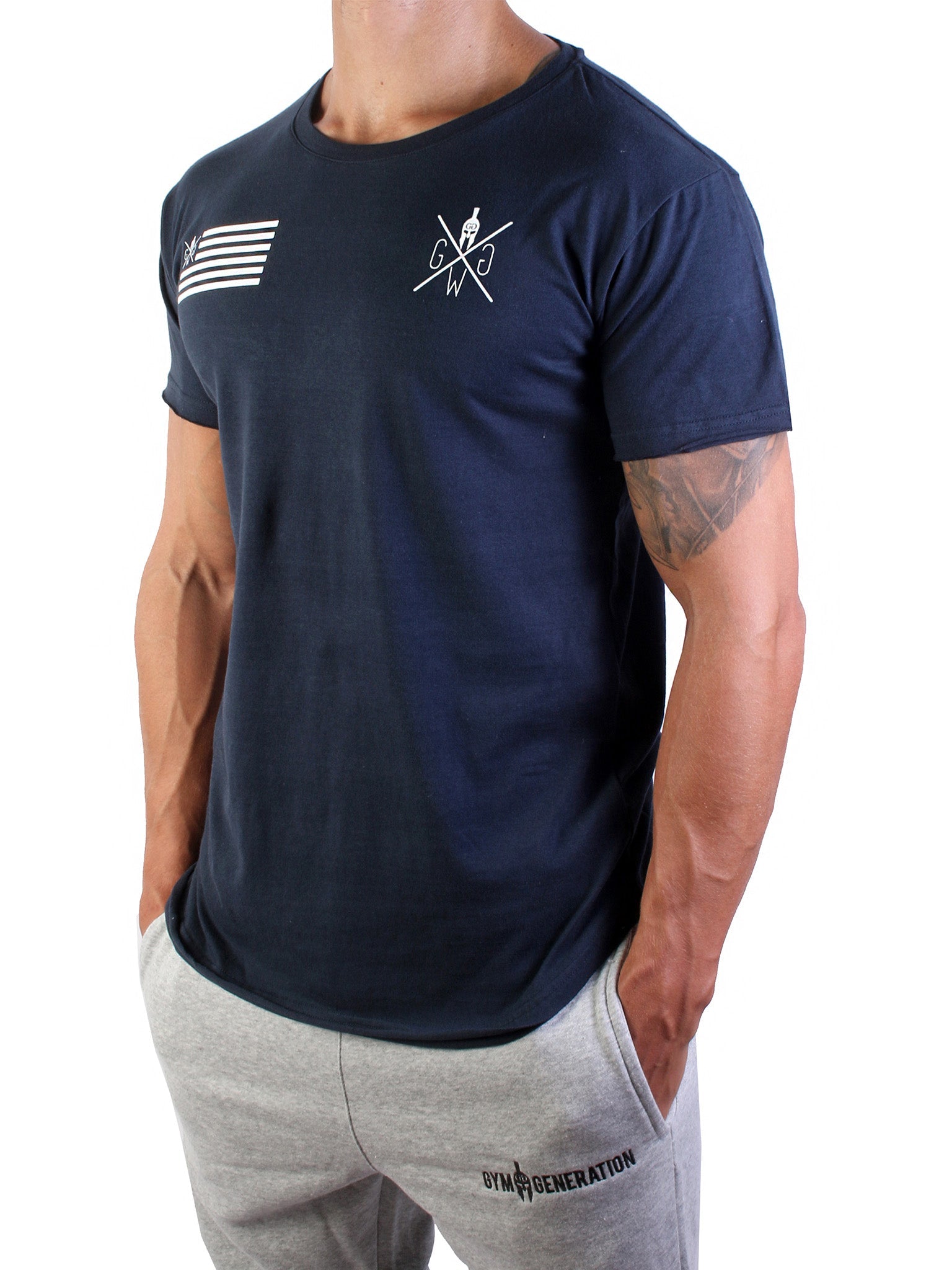 Vielseitiges Navy-Blaues T-Shirt von Gym Generation, ideal kombinierbar mit Jeans oder Fitnessbekleidung.